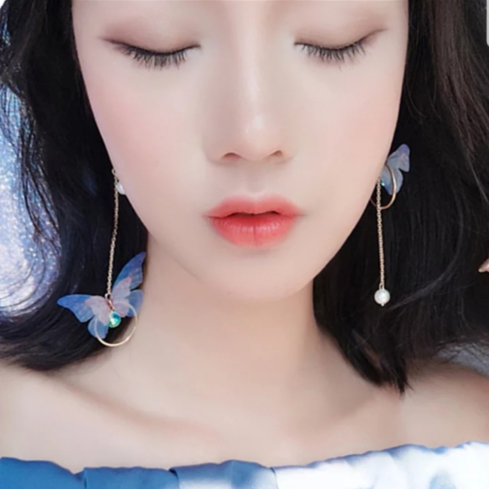 NEW Gorgeous Pearl Butterfly Gold Earrings - Picture 2 of 5